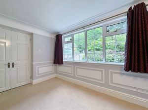 Photo 11- click for photo gallery